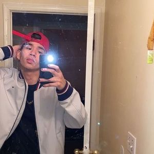 Meet your Posher, Adam